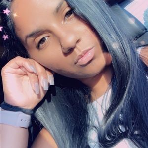 Meet your Posher, Greicha